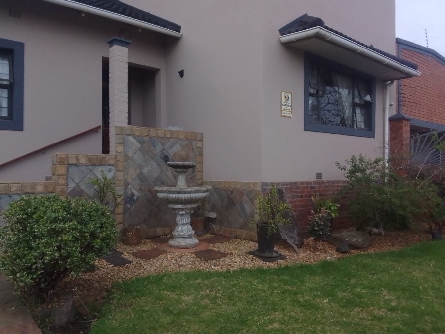 To Let 3 Bedroom Property for Rent in Selborne Eastern Cape